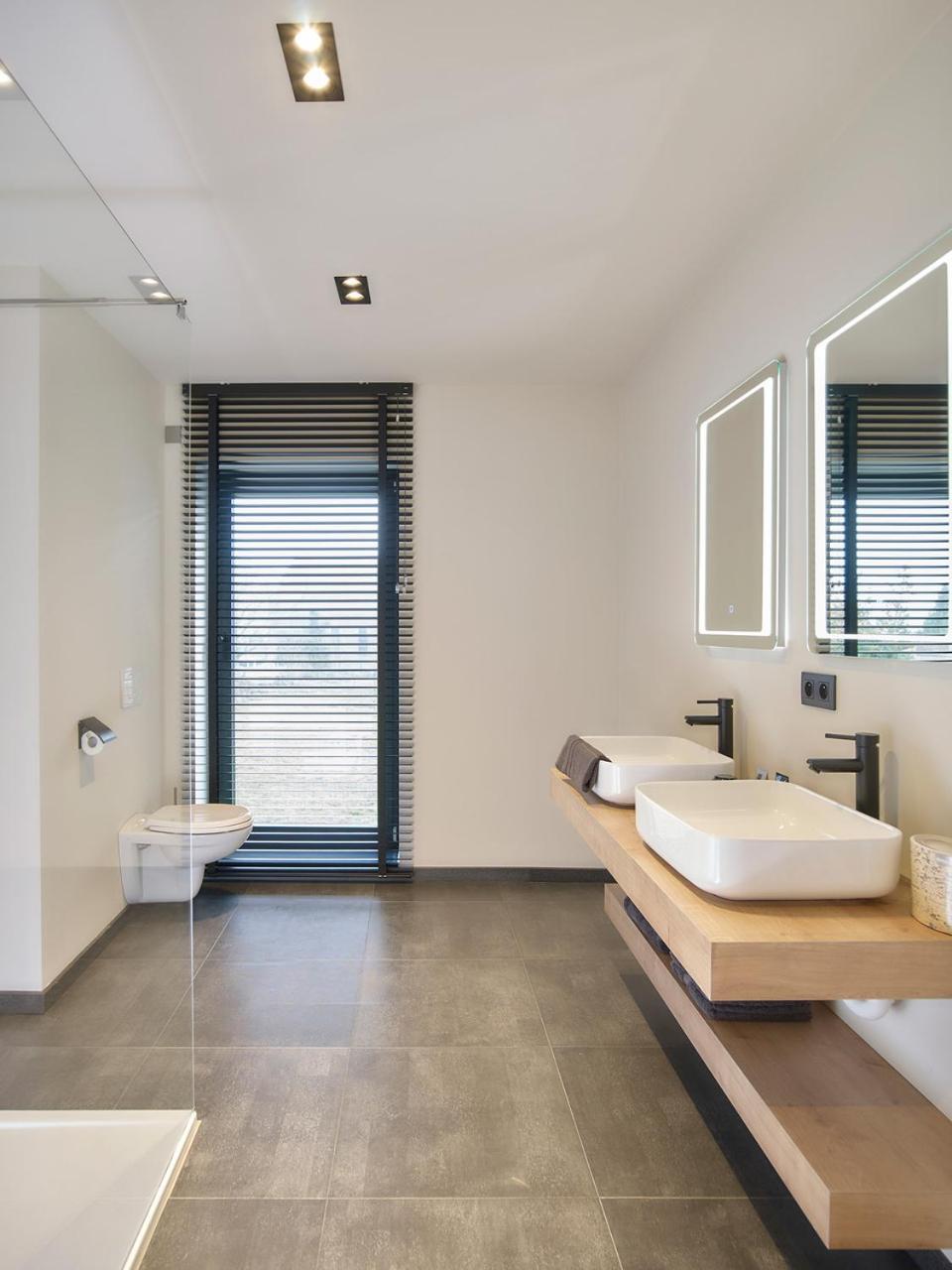 'T Vlyt Vakantiehuis-Wellness Bed & Breakfast Riemst Luaran gambar